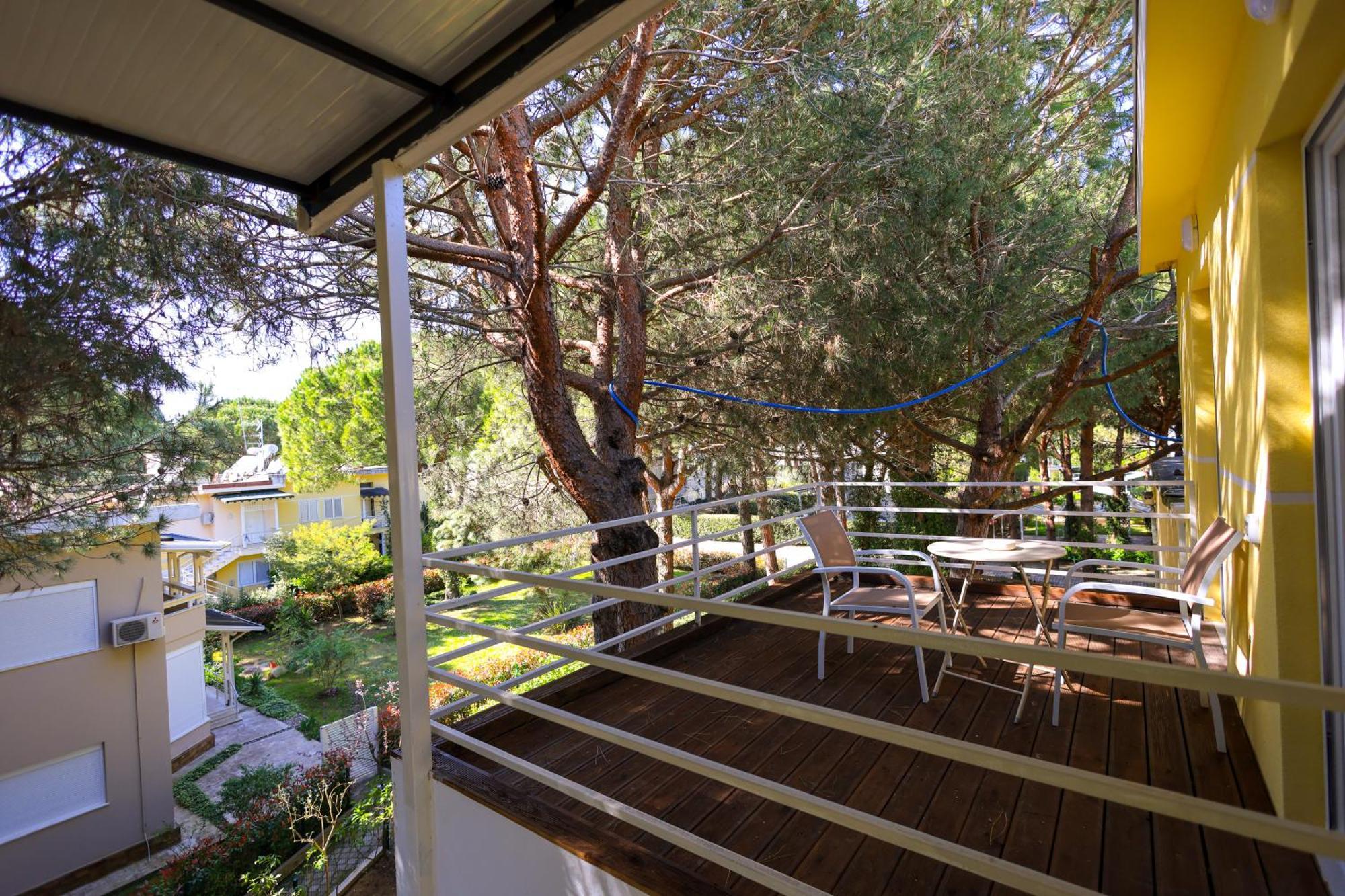 Grandstay Villa Perla Resort Durrës Exterior foto