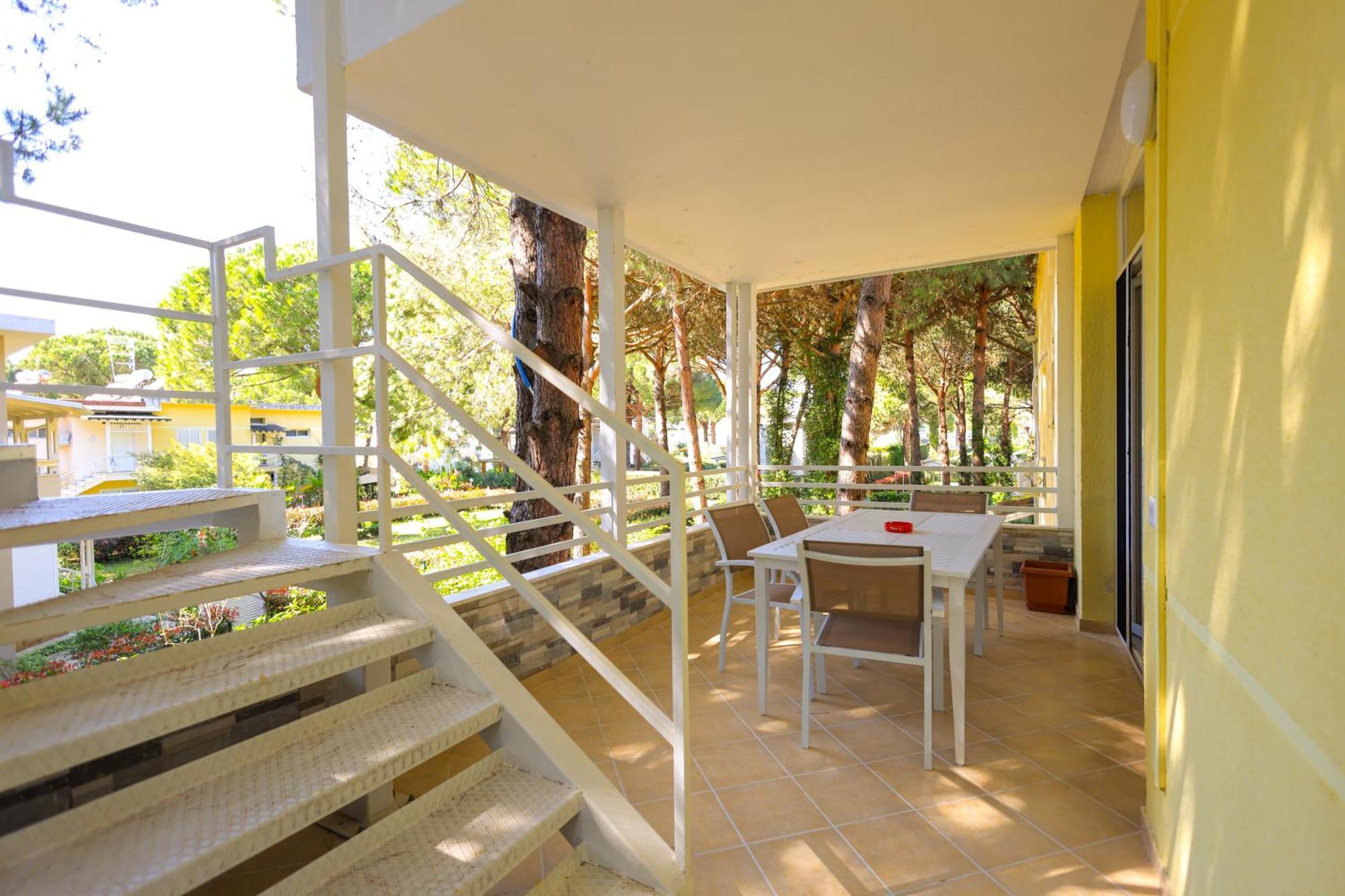 Grandstay Villa Perla Resort Durrës Exterior foto